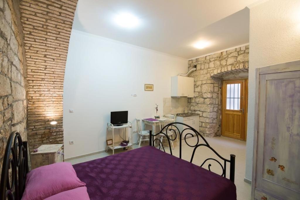 Old Town Budget Apartment Dubrovnik Exterior photo