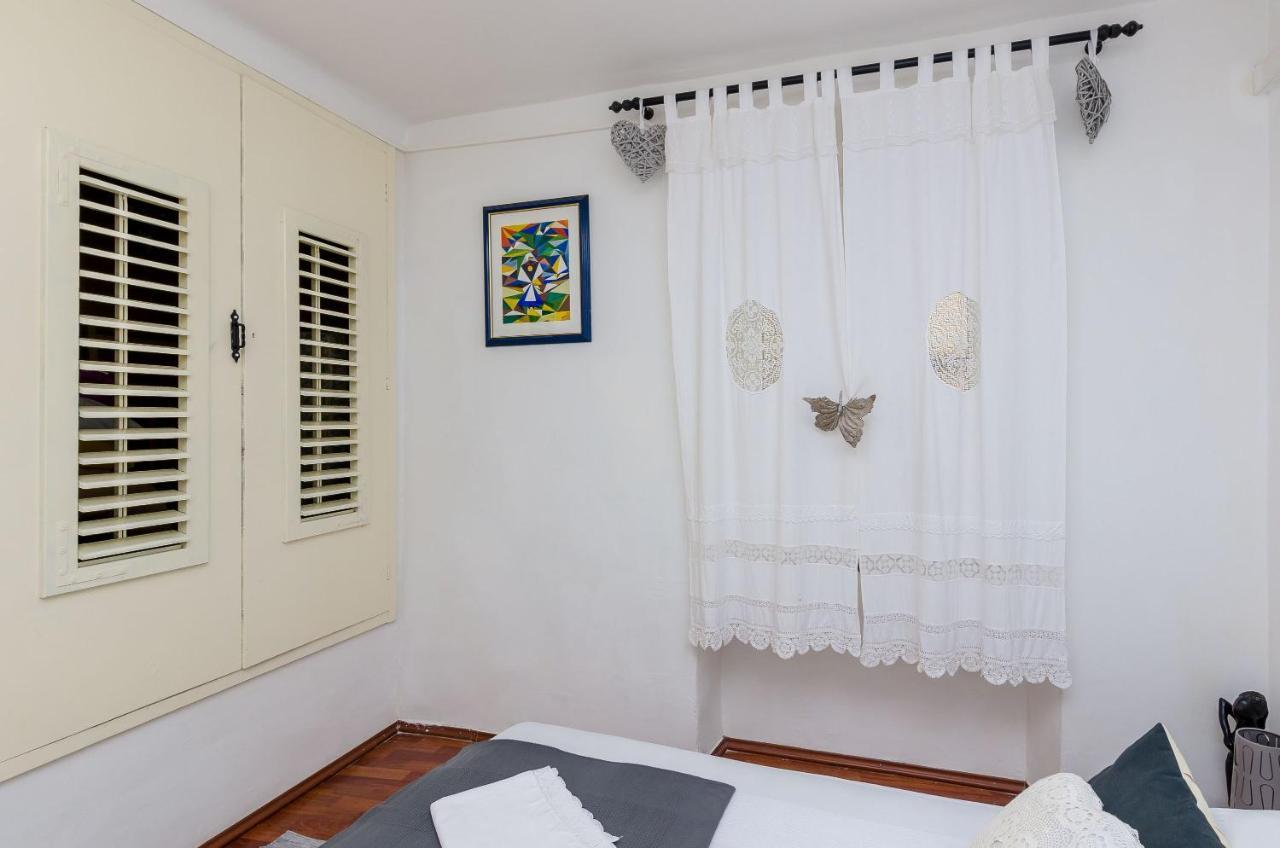 Old Town Budget Apartment Dubrovnik Exterior photo