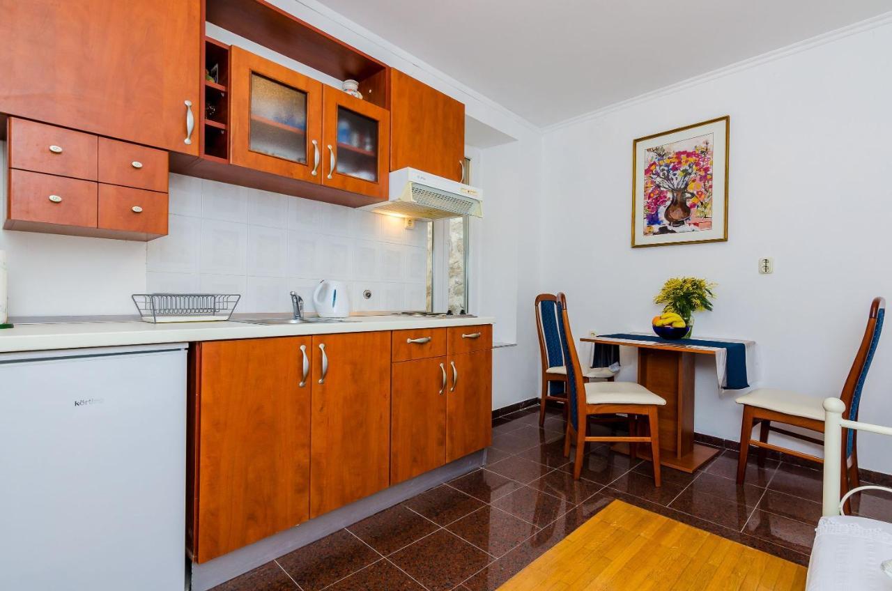 Old Town Budget Apartment Dubrovnik Exterior photo