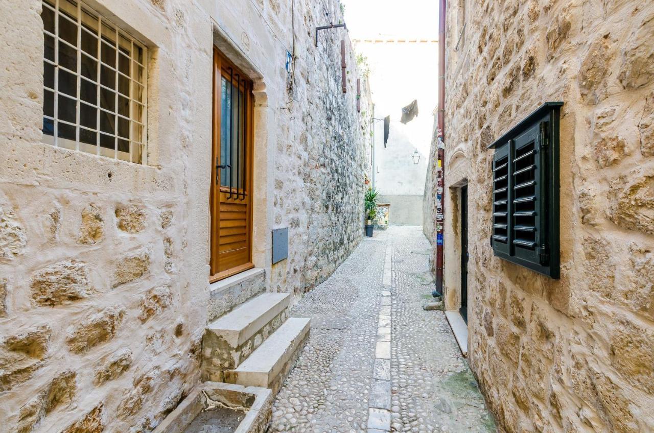 Old Town Budget Apartment Dubrovnik Exterior photo