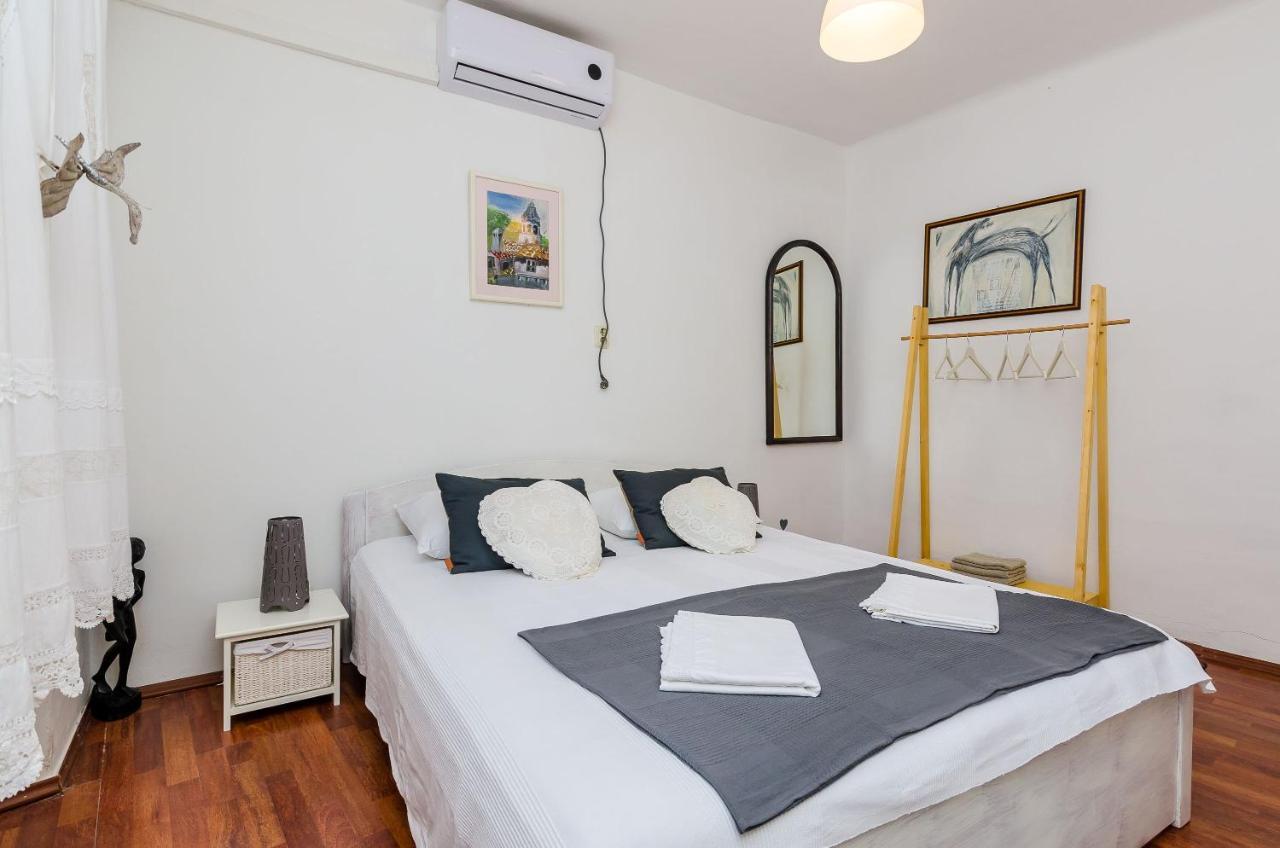 Old Town Budget Apartment Dubrovnik Exterior photo